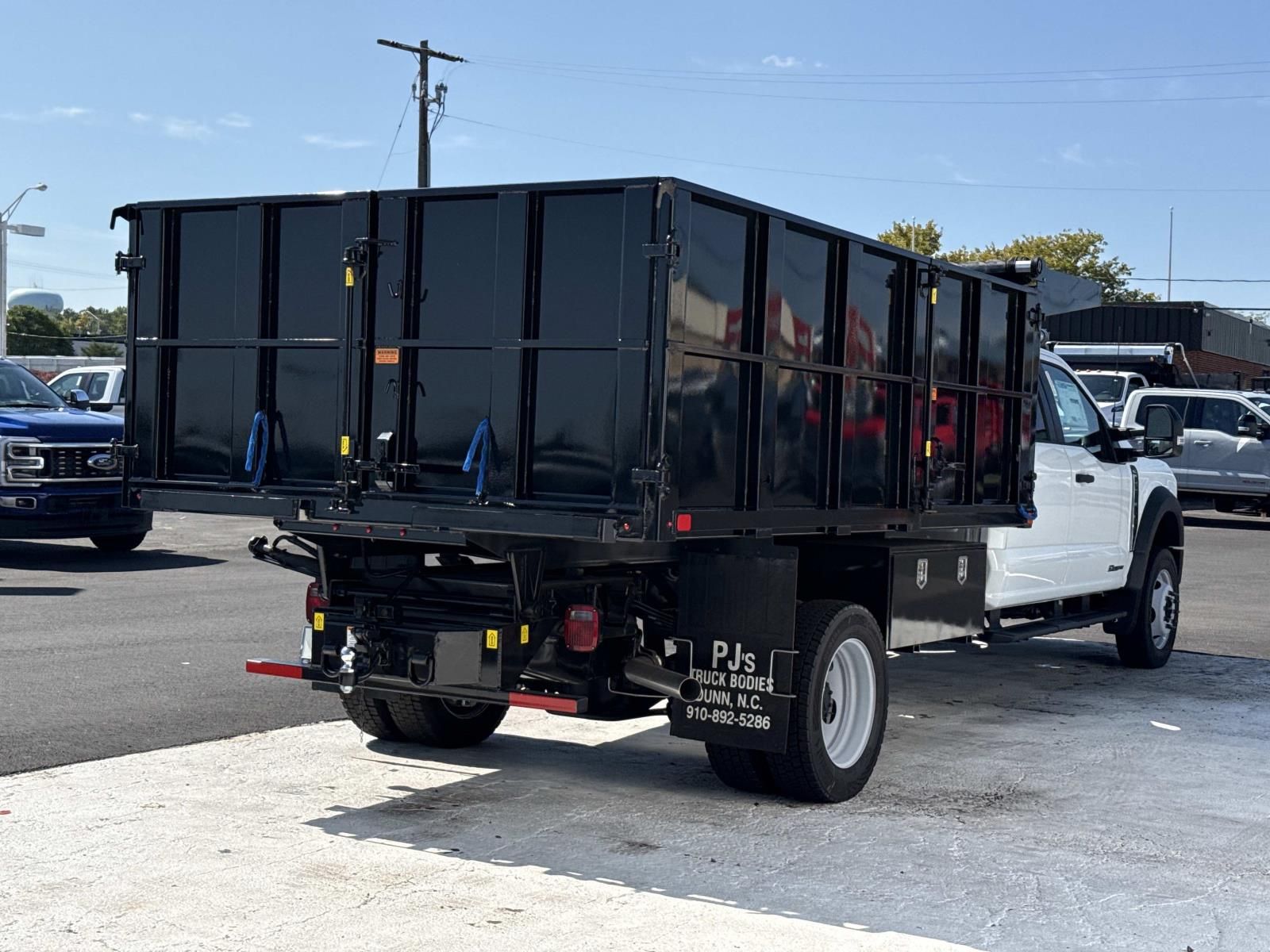 New 2025 Ford F-550SD XL Chassis