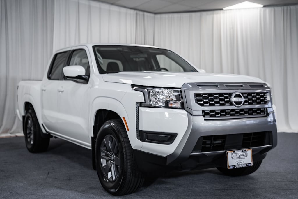 Certified 2025 Nissan Frontier SV Truck