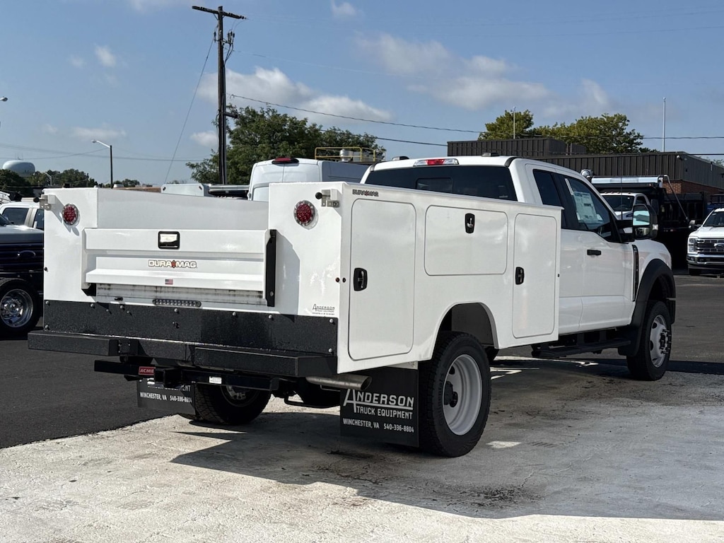 New 2026 Ford F-550SD XL Chassis