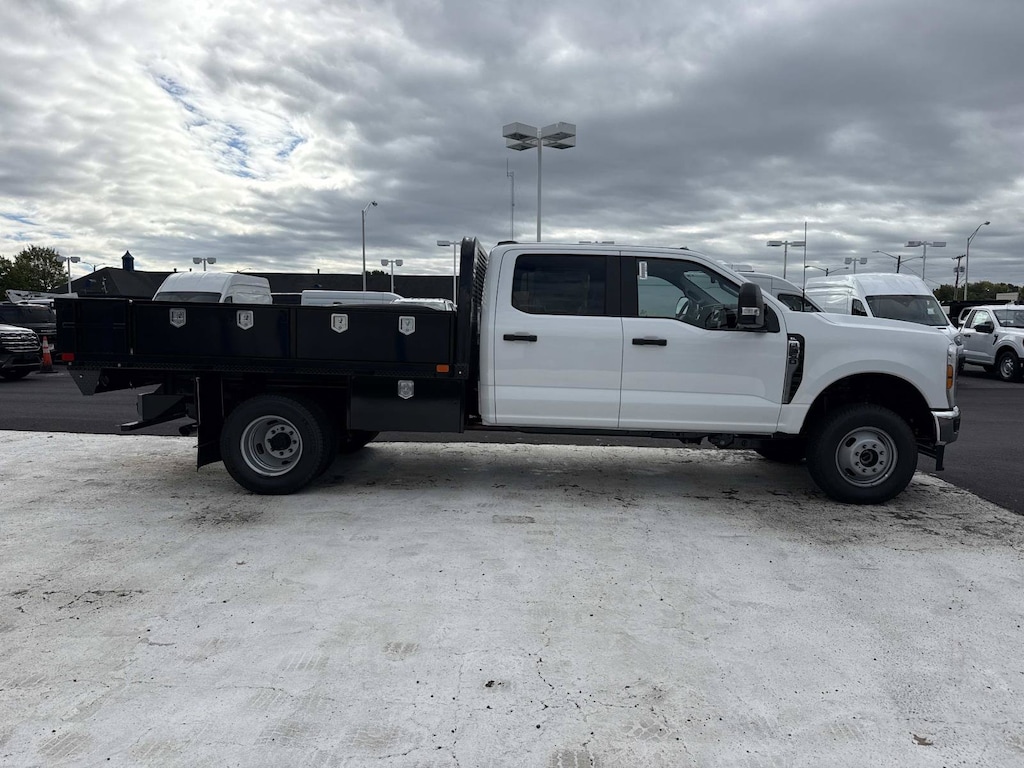 New 2026 Ford F-350SD XL Chassis
