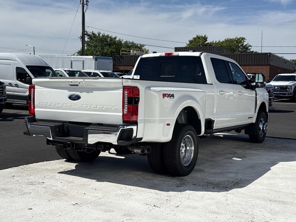 New 2026 Ford F-350SD Lariat Truck