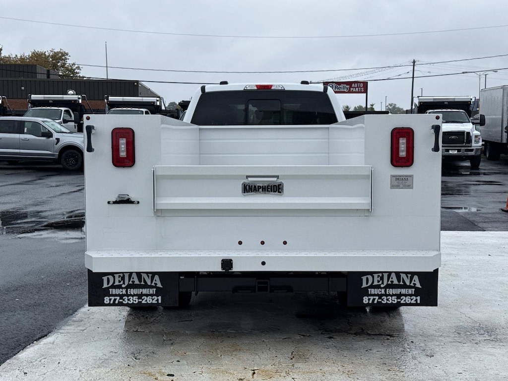 New 2027 Ford F-350SD XL Chassis