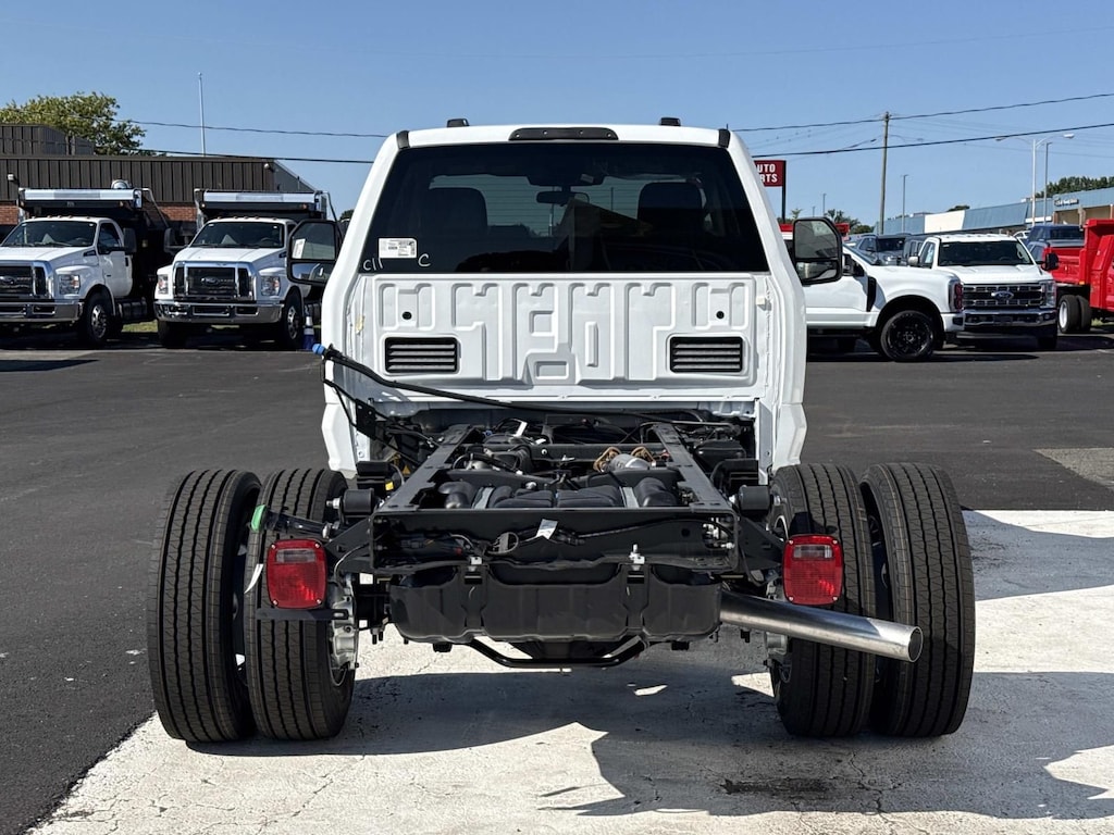 New 2026 Ford F-600SD XLT Chassis