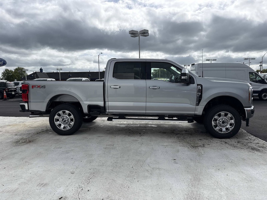 New 2027 Ford F-250SD Lariat Truck