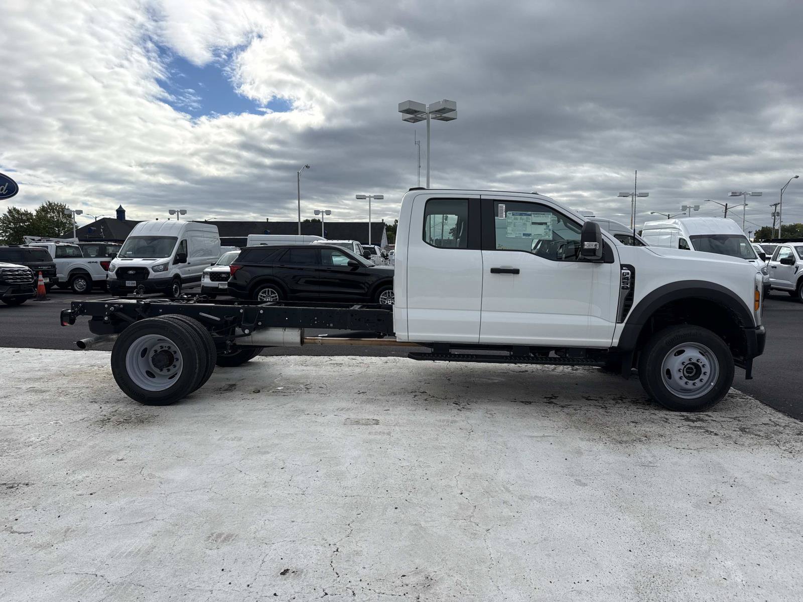 New 2026 Ford F-450SD XL Chassis