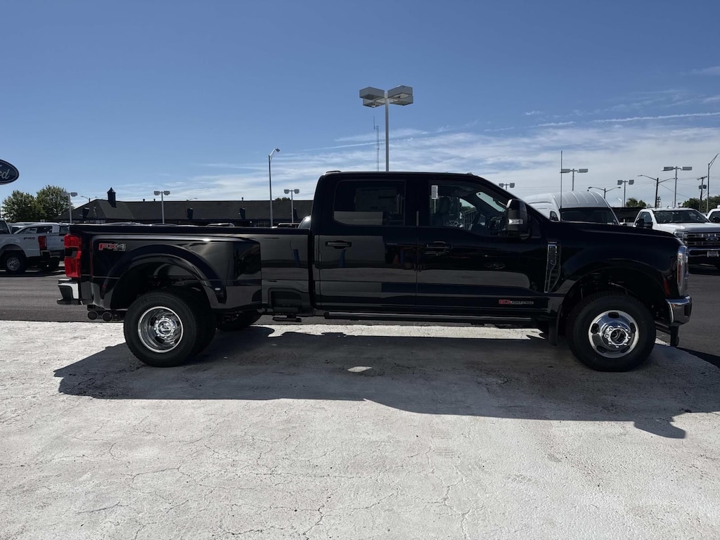 New 2026 Ford F-350SD Lariat Truck