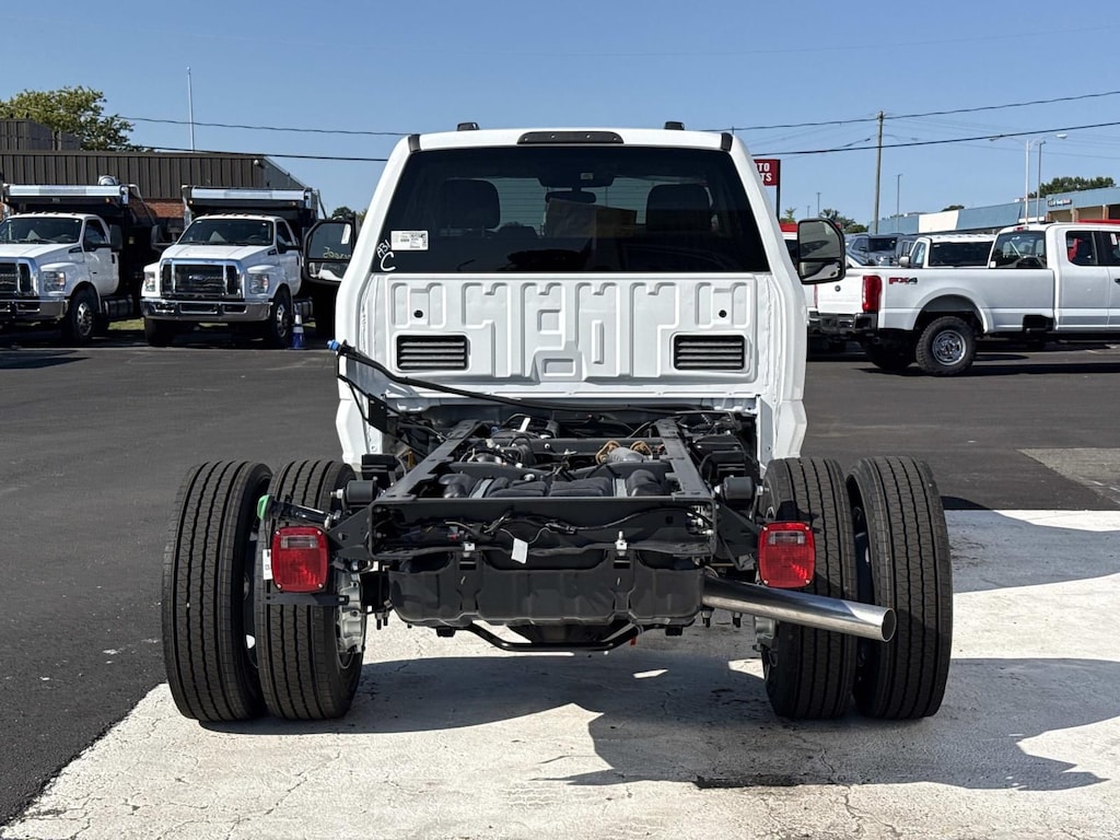 New 2026 Ford F-600SD XLT Chassis
