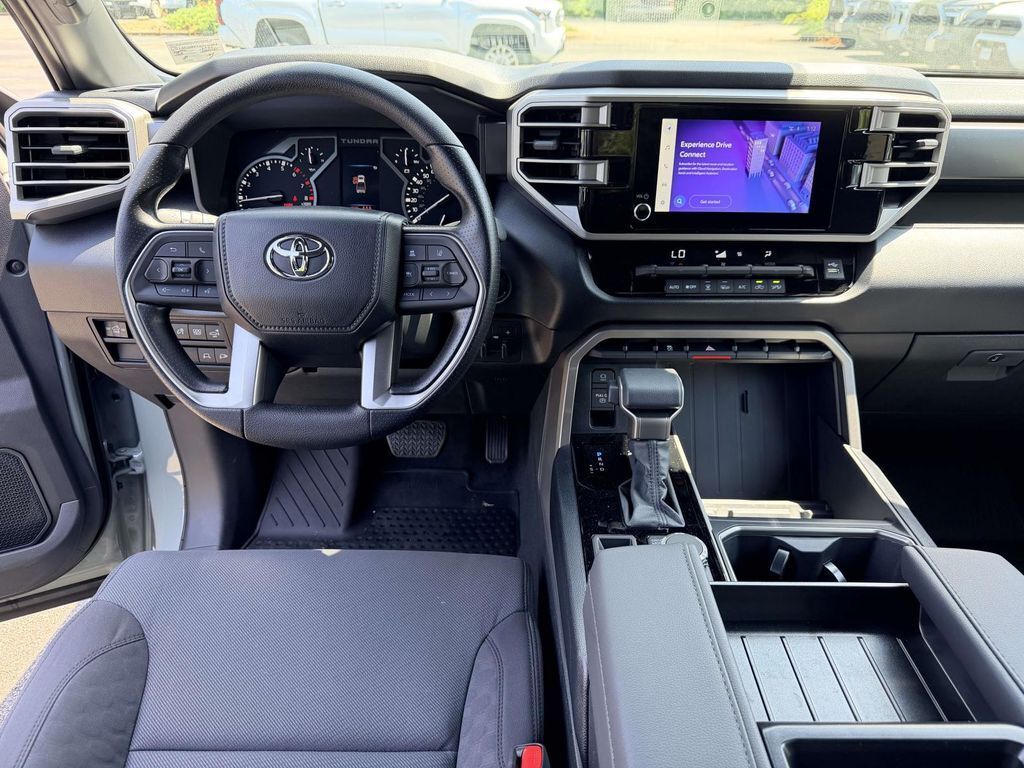 New 2026 Toyota Tundra SR5 SR5 CREWMAX 5.5