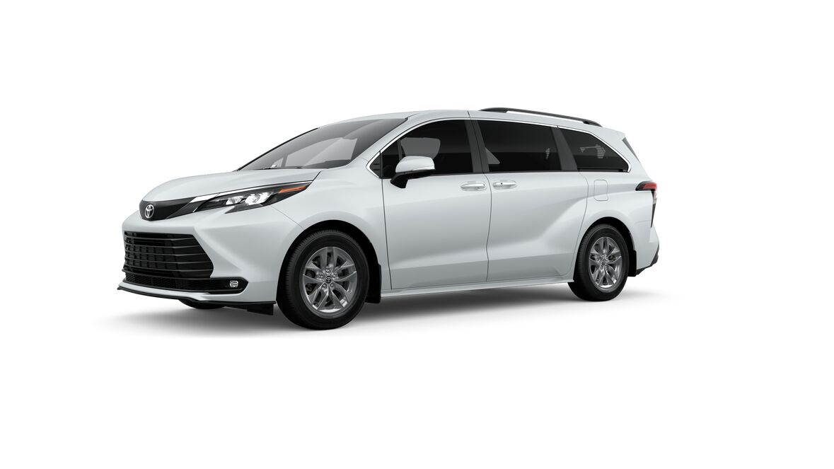 New 2026 Toyota Sienna XLE 7 PASSENGER