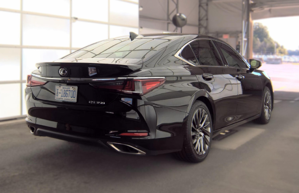 Used 2024 Lexus ES 350 Luxury Sedan