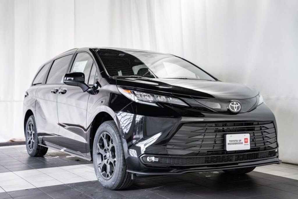 New 2026 Toyota Sienna Woodland Edition Van Passenger Van