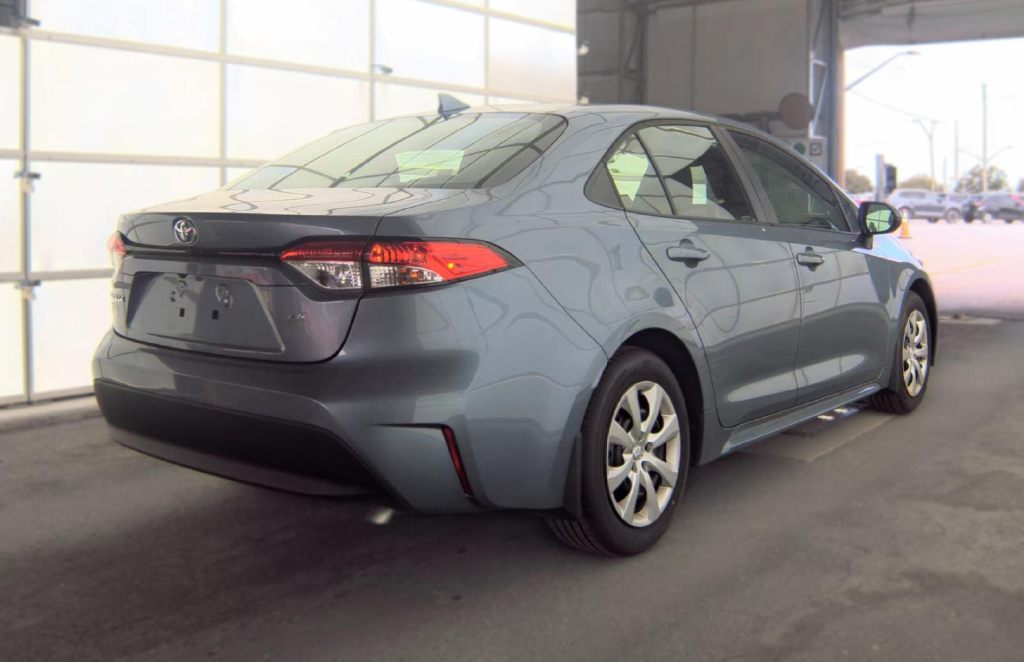 Used 2025 Toyota Corolla LE Sedan