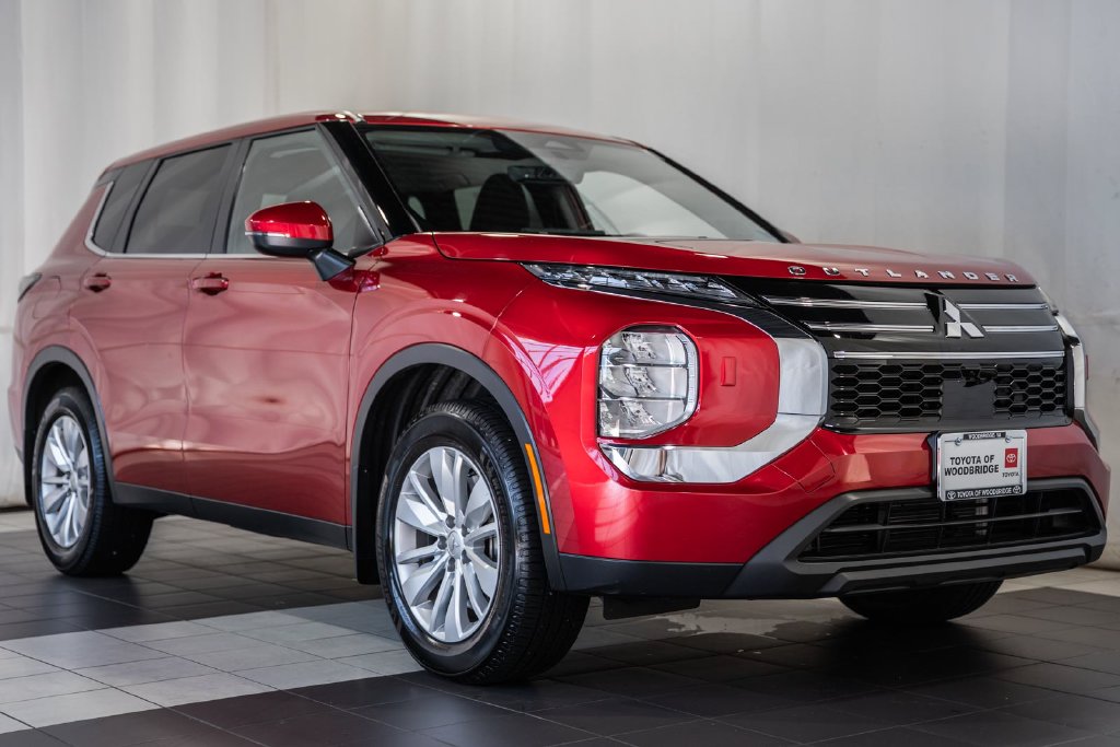 2025 Mitsubishi Outlander