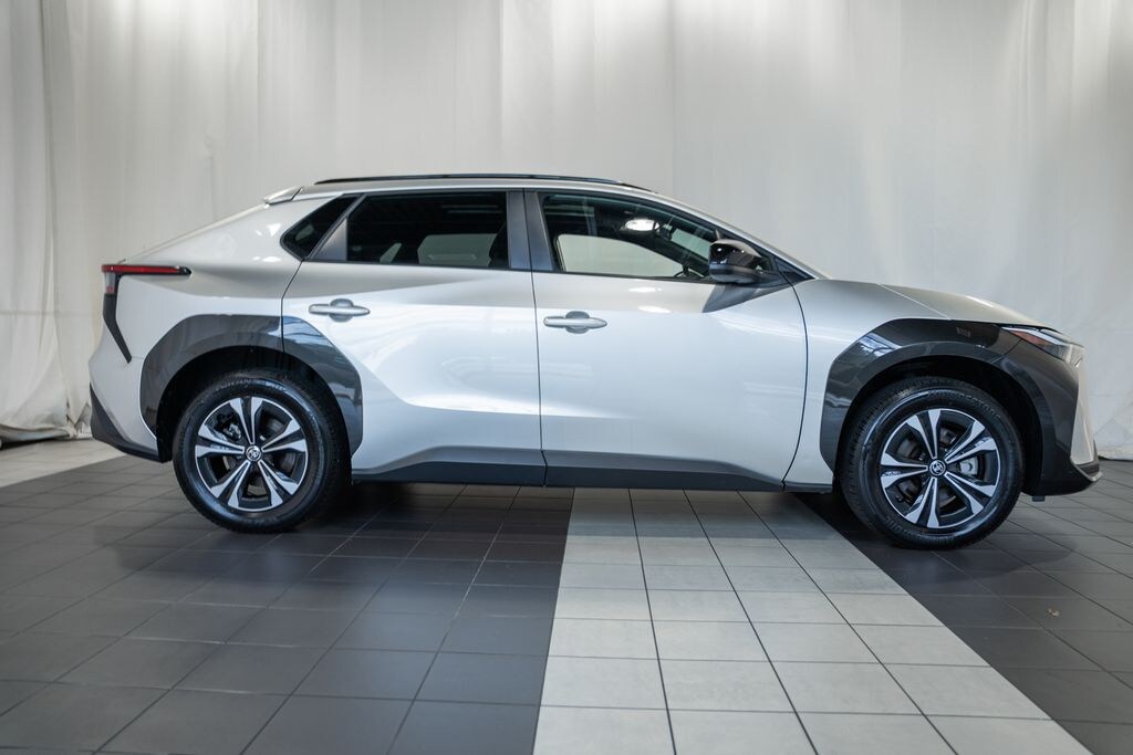 Used 2024 Toyota bZ4X XLE SUV