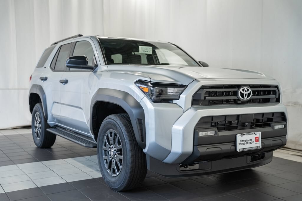 New 2026 Toyota 4Runner SR5 SUV