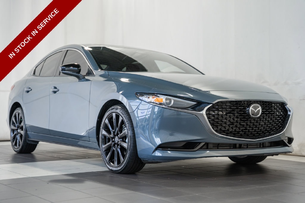 2025 Mazda Mazda3 Carbon Edition