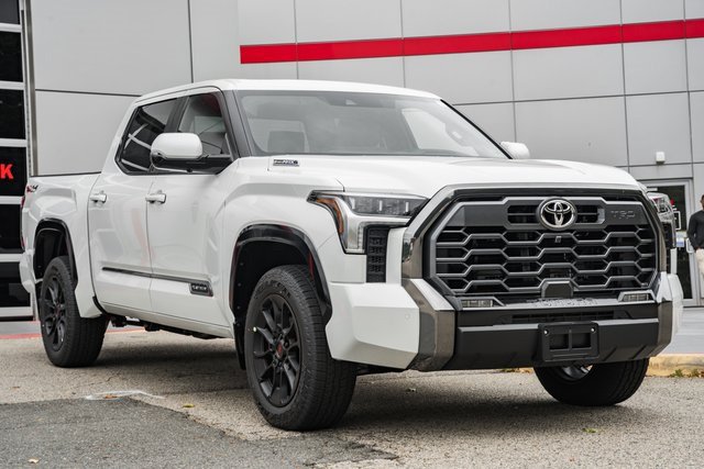 New 2026 Toyota Tundra i-FORCE MAX Platinum i-FORCE MAX Truck CrewMax