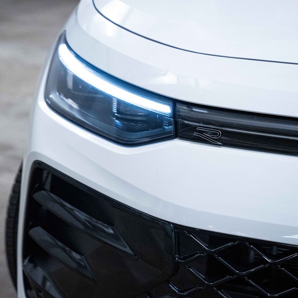 New 2026 Volkswagen Tiguan SE R-Line Black SUV