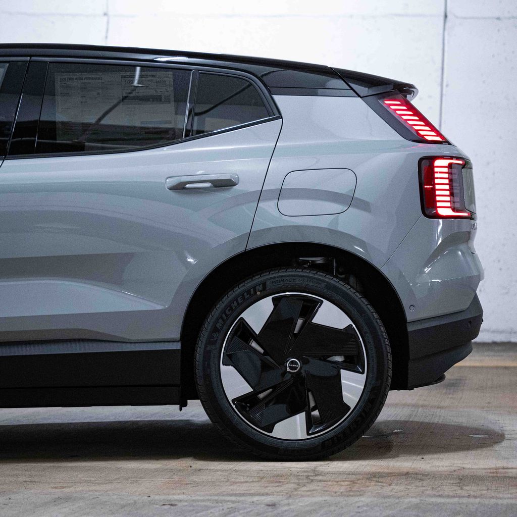 New 2026 Volvo EX30 Twin Motor Ultra SUV