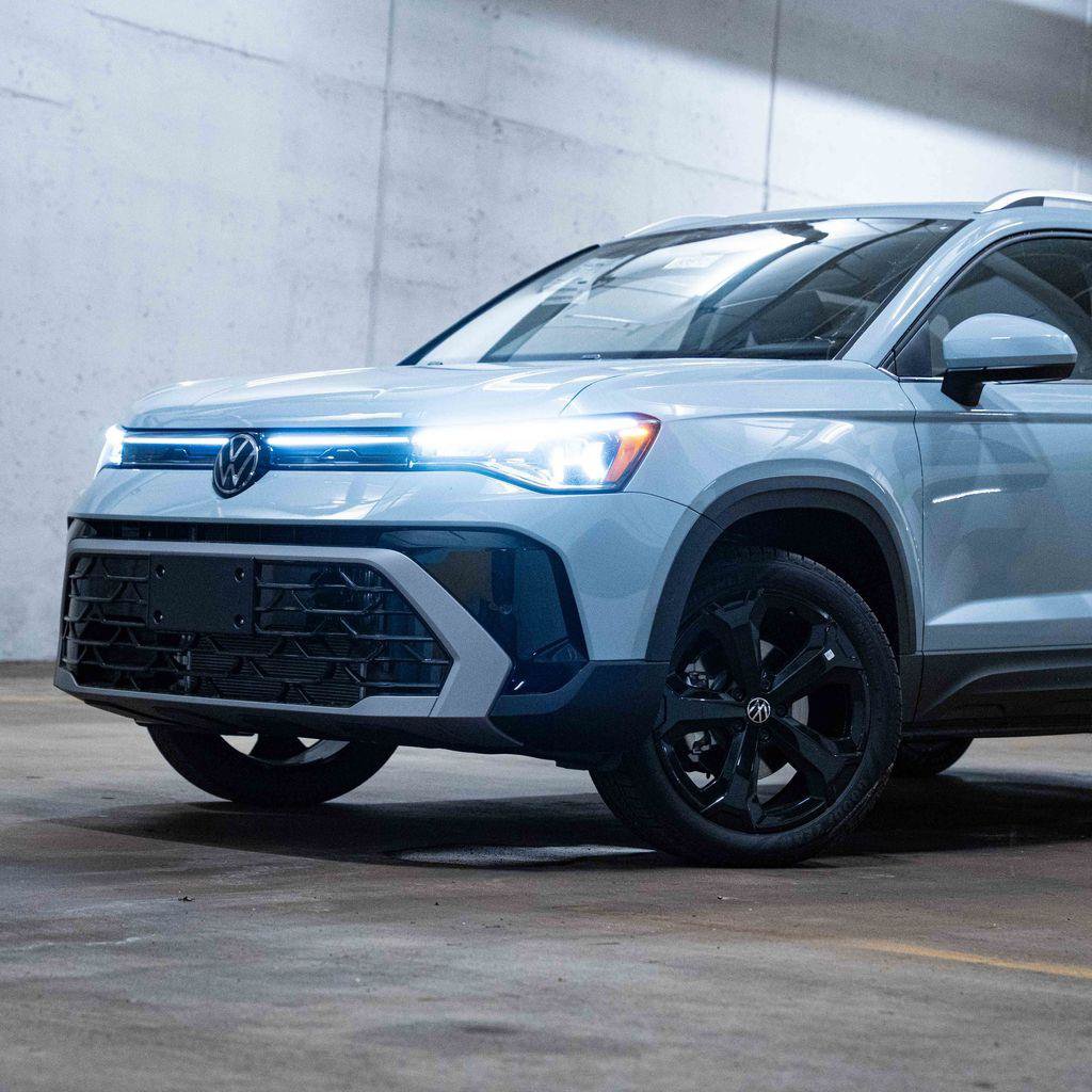 New 2027 Volkswagen Taos 1.5T SEL SUV