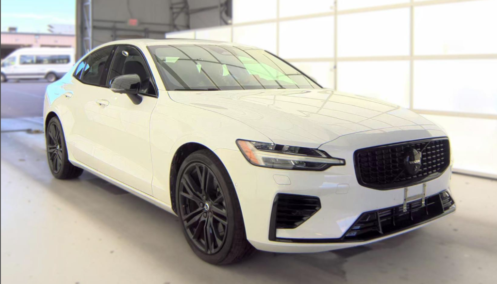 Used 2024 Volvo S60 Recharge Plug-In Hybrid Ultimate Sedan