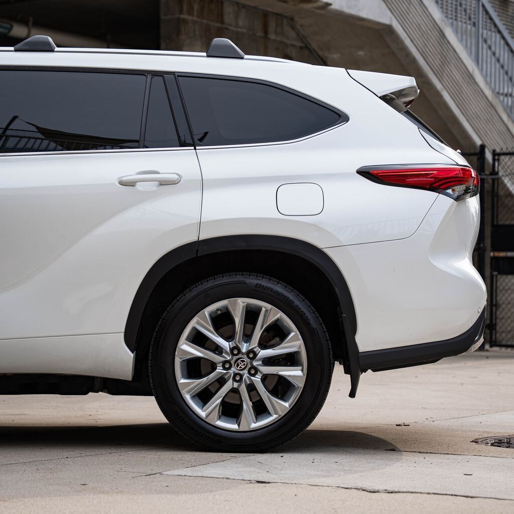 Used 2022 Toyota Highlander Hybrid Limited SUV