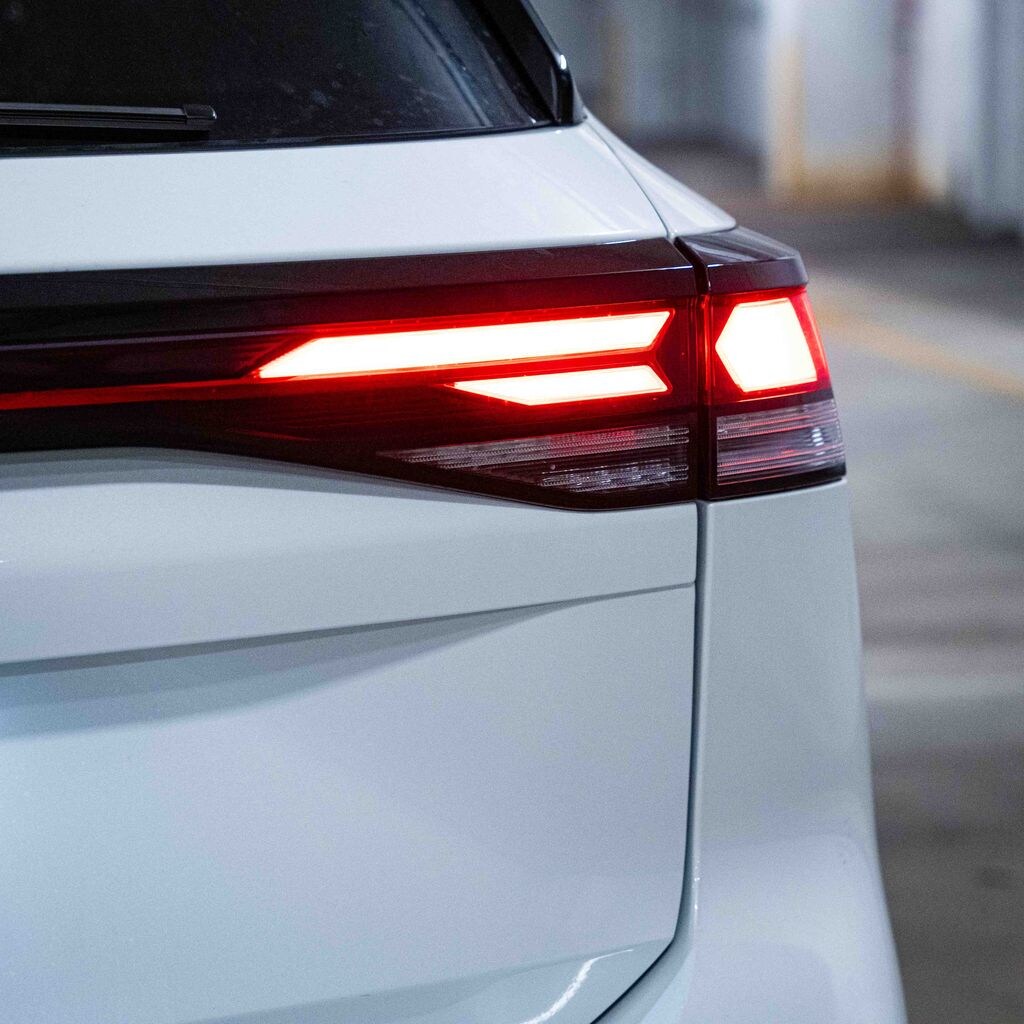 New 2026 Volkswagen Tiguan SE R-Line Black SUV