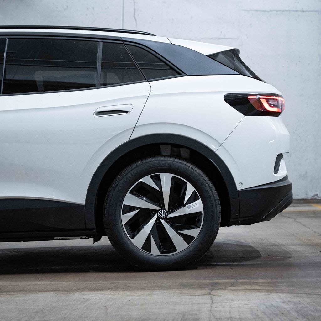 New 2026 Volkswagen ID.4 Pro SUV