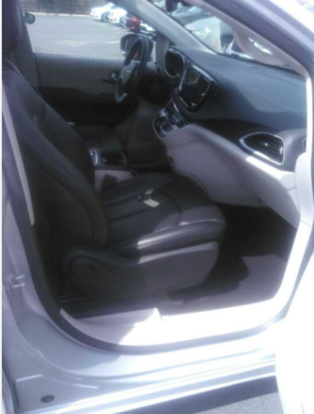 Used 2024 Chrysler Pacifica Touring L Van Passenger Van