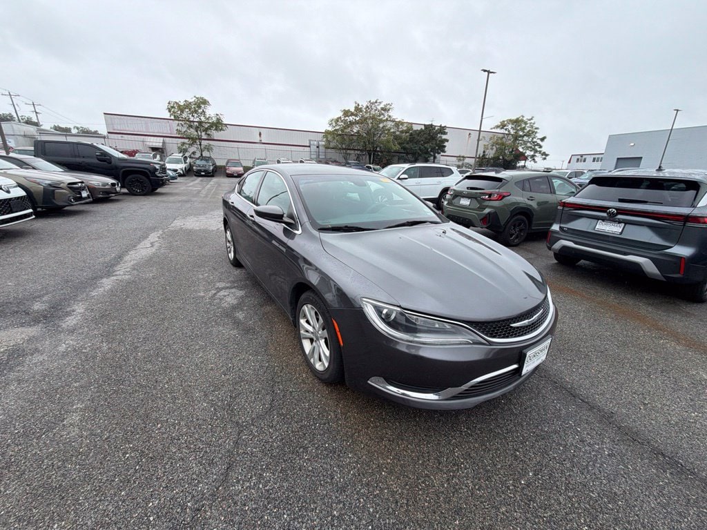 2016 Chrysler 200
