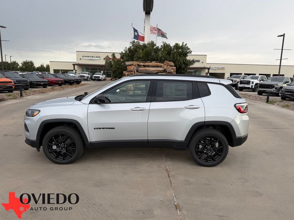 2026 Jeep Compass Latitude Altitude