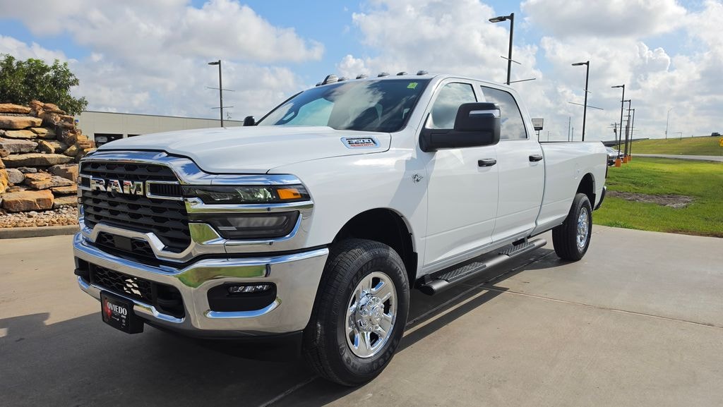 New 2027 Ram 3500 TRADESMAN CREW CAB 4X4 8' BOX Pickup