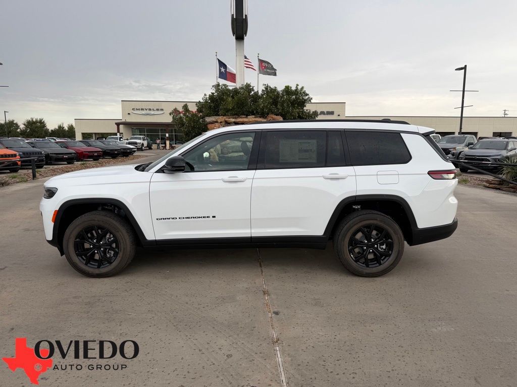 2026 Jeep Grand Cherokee L Laredo