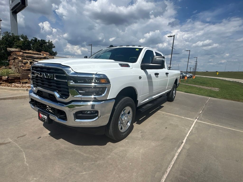 New 2027 Ram 3500 TRADESMAN CREW CAB 4X4 8' BOX Pickup