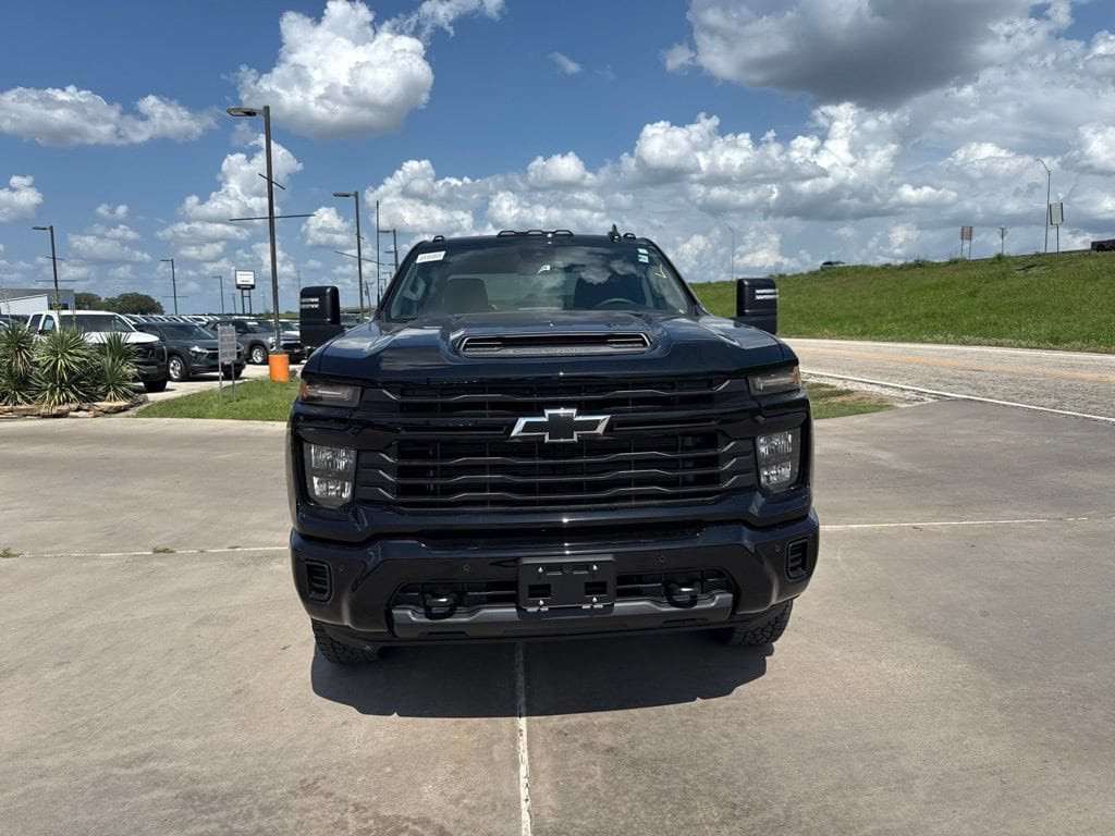 2026 Chevrolet Silverado 2500 HD Custom - Photo 2