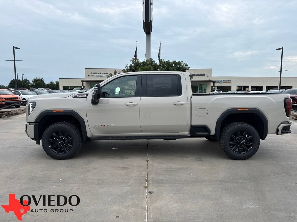 2026 GMC Sierra 2500HD AT4