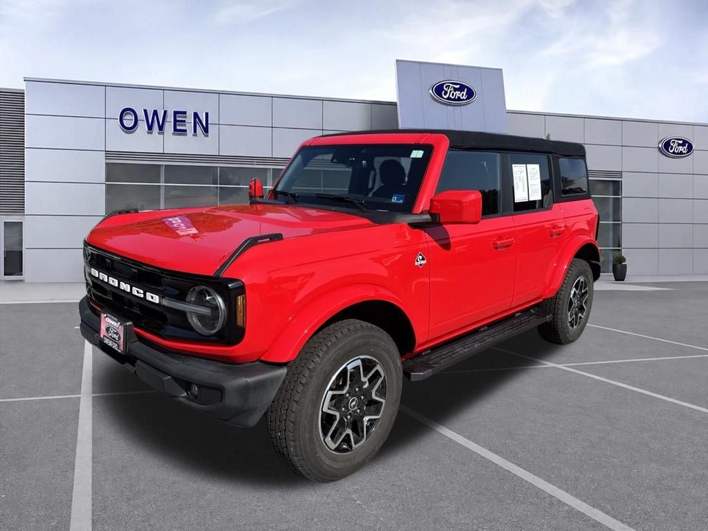 2022 Ford Bronco 4-Door Outer Banks