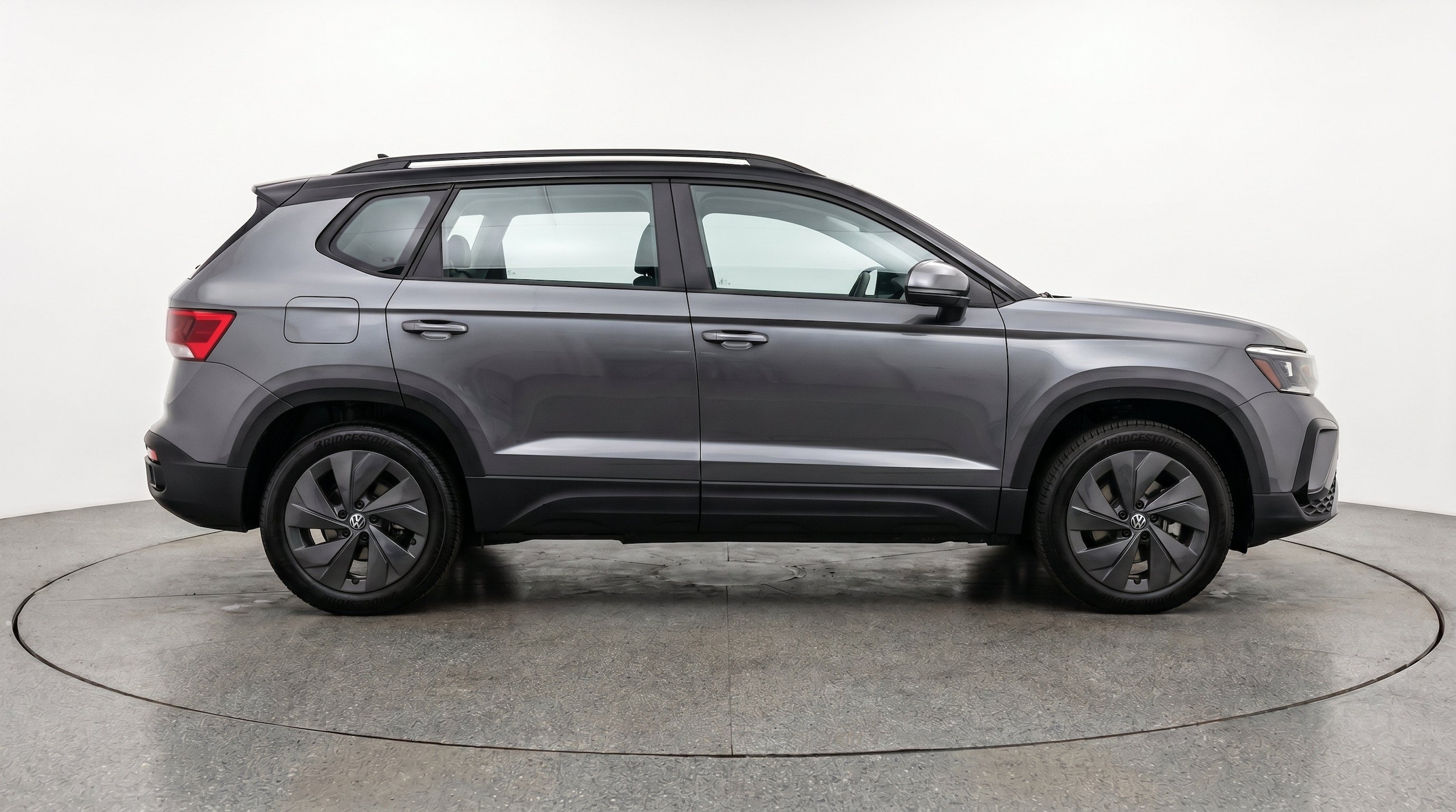 Thumbnail: 2026 Volkswagen Taos - 10