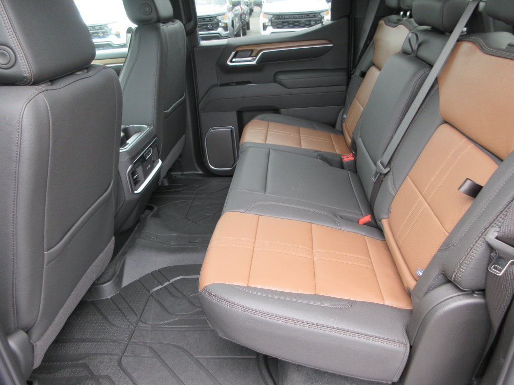 2026 Chevrolet Silverado 1500 High Country - Photo 15