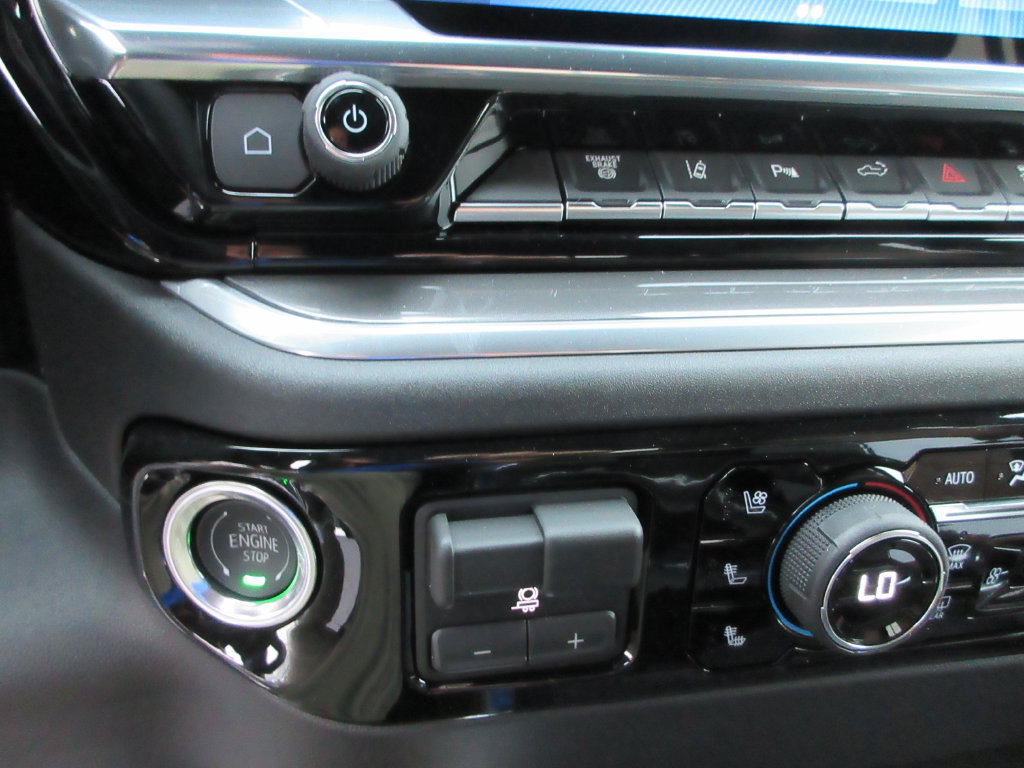 2026 Chevrolet Silverado 3500 HD High Country - Photo 34