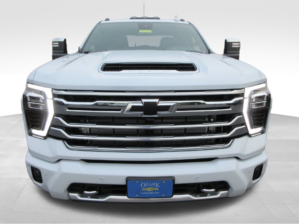 2026 Chevrolet Silverado 3500 HD High Country - Photo 7