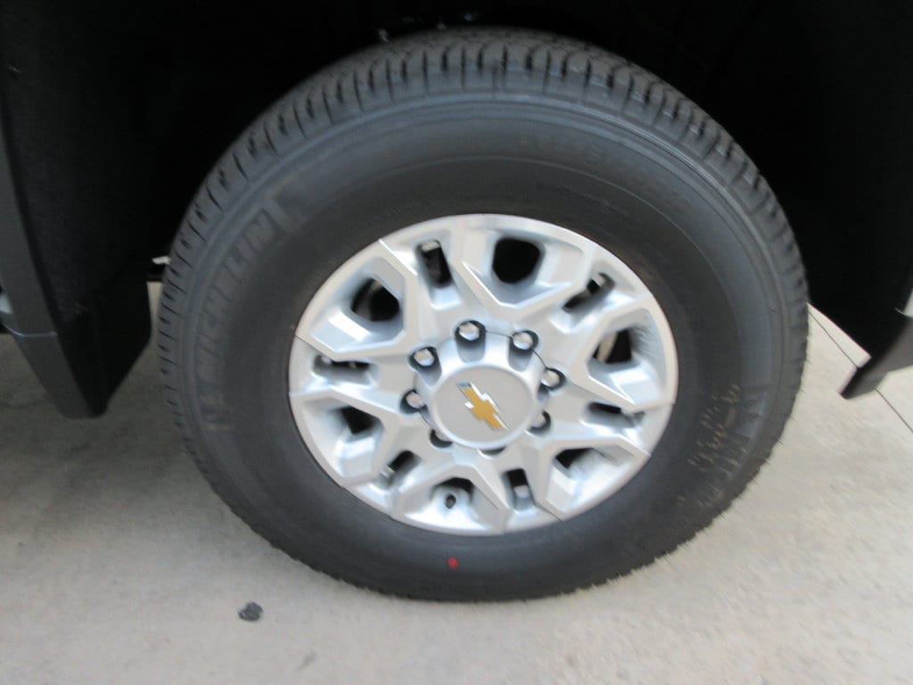 2026 Chevrolet Silverado 3500 HD LT - Photo 10