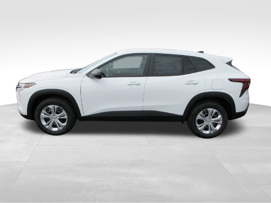 New 2026 Chevrolet Trax LS SUV