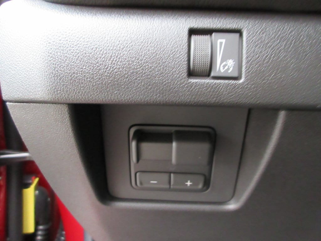 2026 Chevrolet Colorado LT - Photo 22