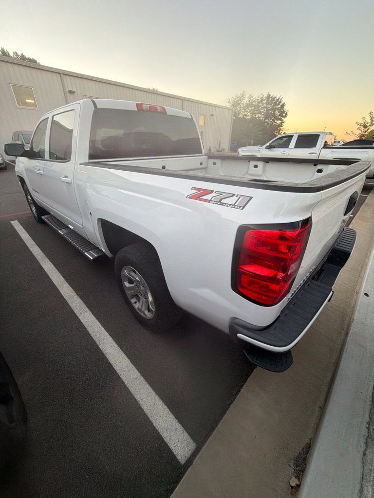 Used 2018 Chevrolet Silverado 1500 LT Truck Crew Cab