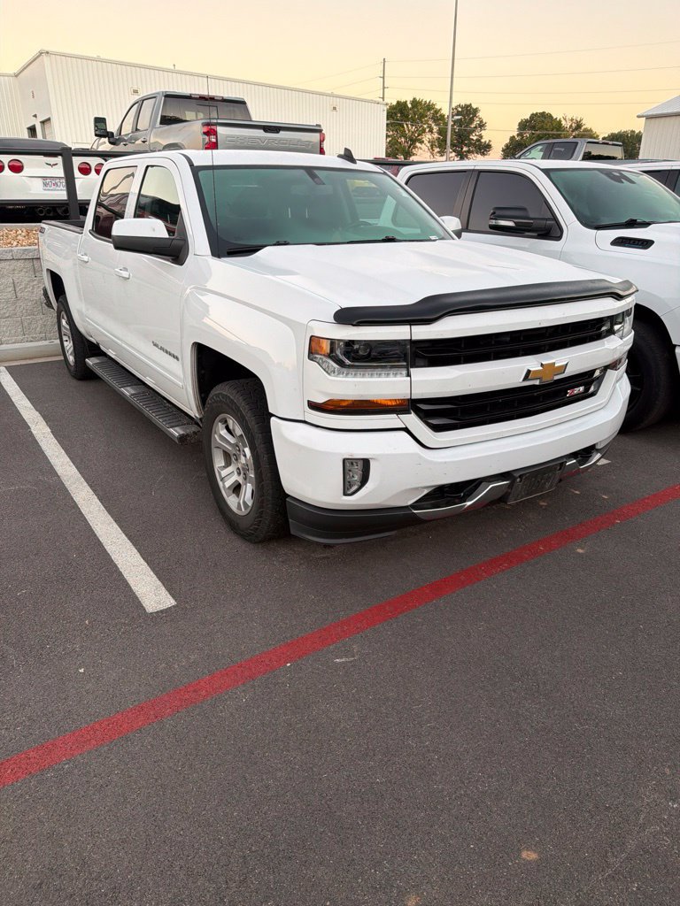 Used 2018 Chevrolet Silverado 1500 LT Truck Crew Cab