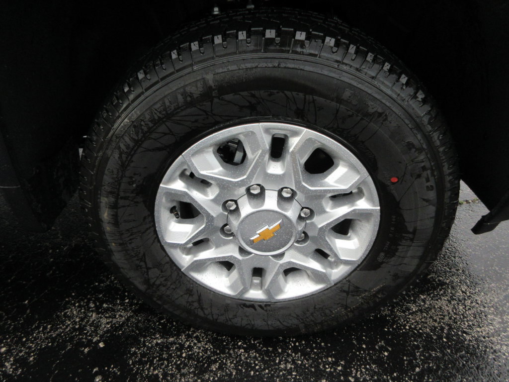2026 Chevrolet Silverado 3500 HD LT - Photo 10