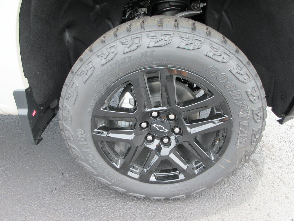 2026 Chevrolet Silverado 1500 Custom Trail Boss - Photo 10
