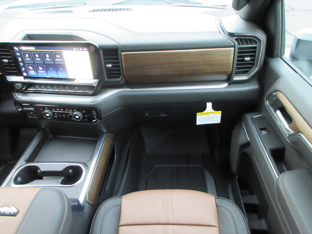 2026 Chevrolet Silverado 3500 HD High Country - Photo 17
