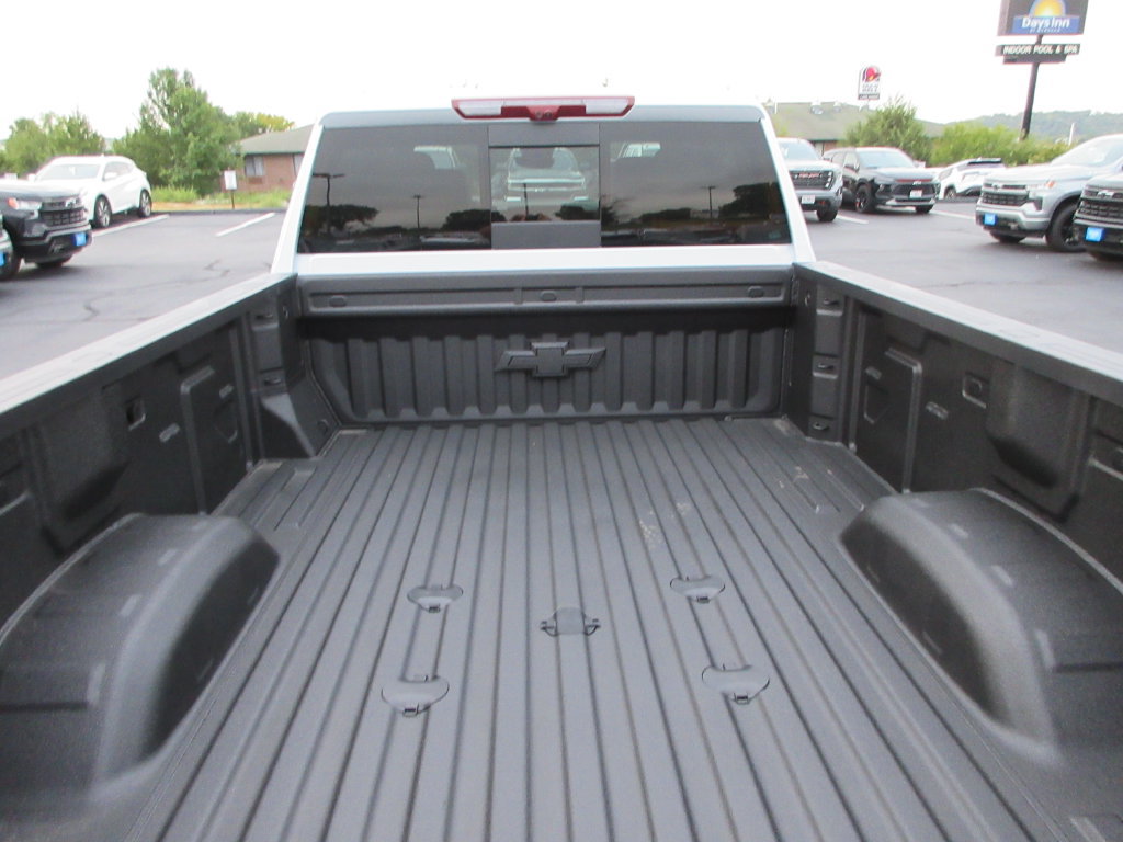 2026 Chevrolet Silverado 3500 HD High Country - Photo 11